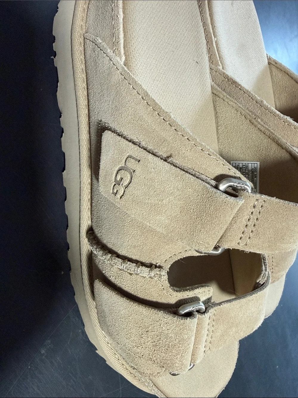 UGG Goldenstar Hi Slide